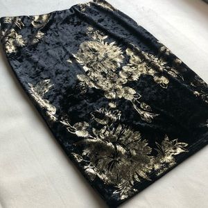 Black & Gold floral pencil skirt